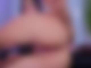 Live cam show with Chlooee - Pornstar Squirt on mypornchat.com