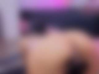 Chlooee's Live Sex Cam Show