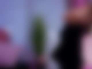 Chlooee's Live Sex Cam Show