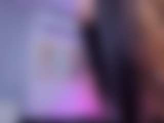 Chlooee's Live Sex Cam Show