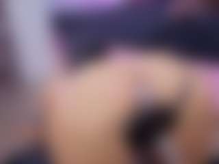 Chlooee's Live Sex Cam Show