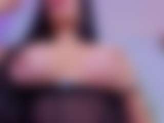Chlooee's Live Sex Cam Show