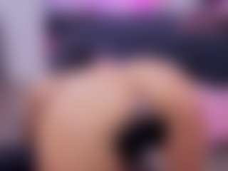 Chlooee's Live Sex Cam Show