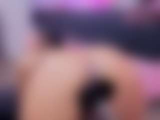 Chlooee's Live Sex Cam Show