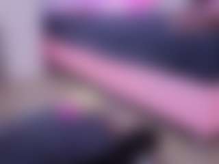 Chlooee's Live Sex Cam Show