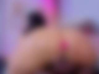 Chlooee's Live Sex Cam Show