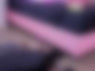 Chlooee's Live Sex Cam Show