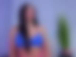 Chlooee's Live Sex Cam Show