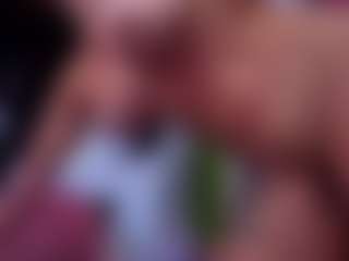 Chlooee's Live Sex Cam Show