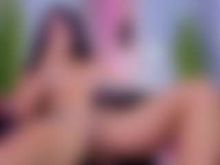 Chlooee's Live Sex Cam Show