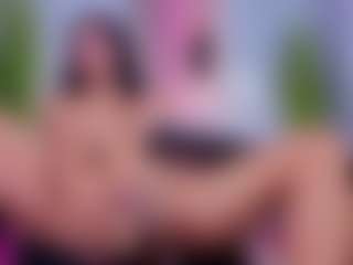 Chlooee's Live Sex Cam Show
