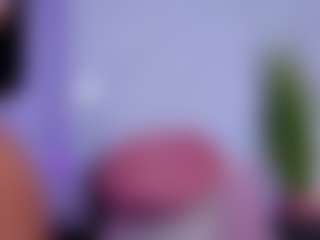 Chlooee's Live Sex Cam Show