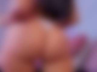 Chlooee's Live Sex Cam Show