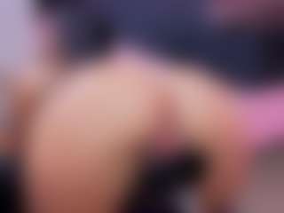 Chlooee's Live Sex Cam Show
