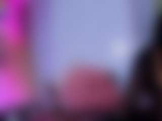 Chlooee's Live Sex Cam Show