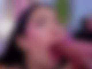 Chlooee's Live Sex Cam Show