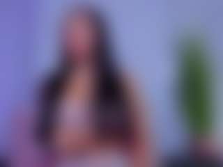 Chlooee's Live Sex Cam Show