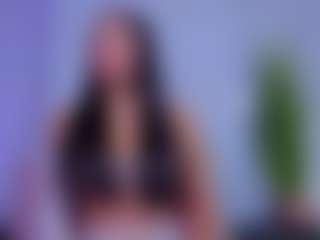 Chlooee's Live Sex Cam Show