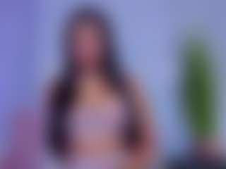 Chlooee's Live Sex Cam Show