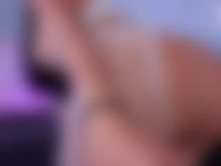 Chlooee's Live Sex Cam Show