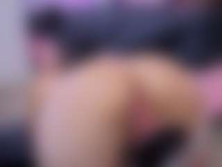 Chlooee's Live Sex Cam Show