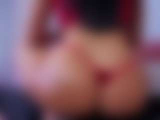 Chlooee's Live Sex Cam Show