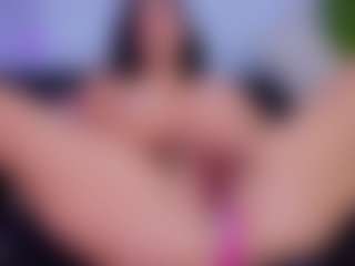 Chlooee's Live Sex Cam Show
