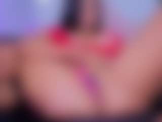 Chlooee's Live Sex Cam Show