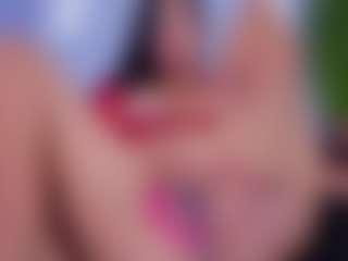Chlooee's Live Sex Cam Show
