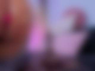 Chlooee's Live Sex Cam Show