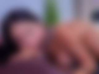 Chlooee's Live Sex Cam Show