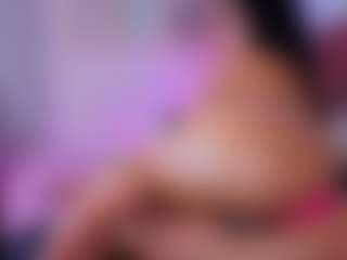 Chlooee's Live Sex Cam Show
