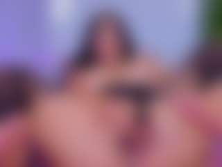 Chlooee's Live Sex Cam Show