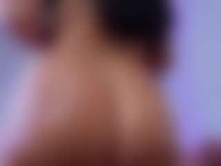 Chlooee's Live Sex Cam Show