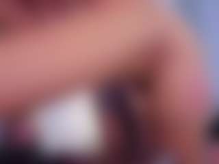 Chlooee's Live Sex Cam Show