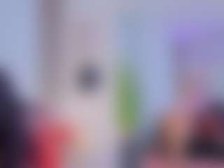 Chlooee's Live Sex Cam Show