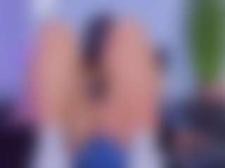 Chlooee's Live Sex Cam Show