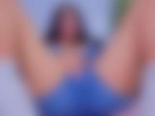 Chlooee's Live Sex Cam Show