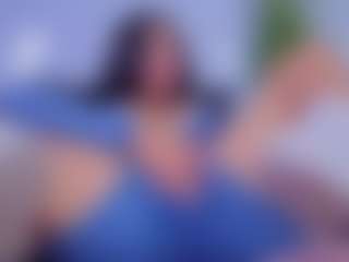 Chlooee's Live Sex Cam Show