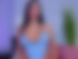 Chlooee's Live Sex Cam Show