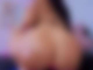 Chlooee's Live Sex Cam Show