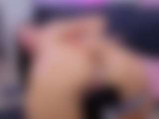 Chlooee's Live Sex Cam Show