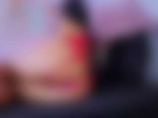 Chlooee's Live Sex Cam Show
