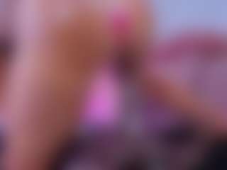 Chlooee's Live Sex Cam Show