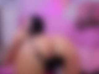 Chlooee's Live Sex Cam Show
