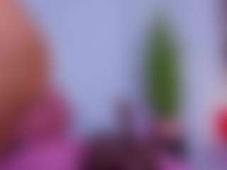 Chlooee's Live Sex Cam Show