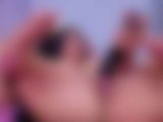 Chlooee's Live Sex Cam Show