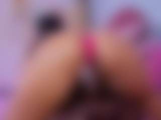 Chlooee's Live Sex Cam Show