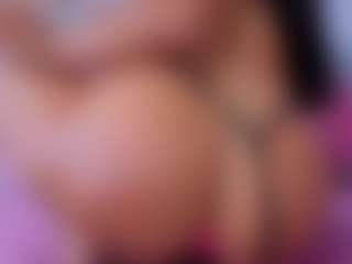 Chlooee's Live Sex Cam Show