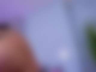 Chlooee's Live Sex Cam Show